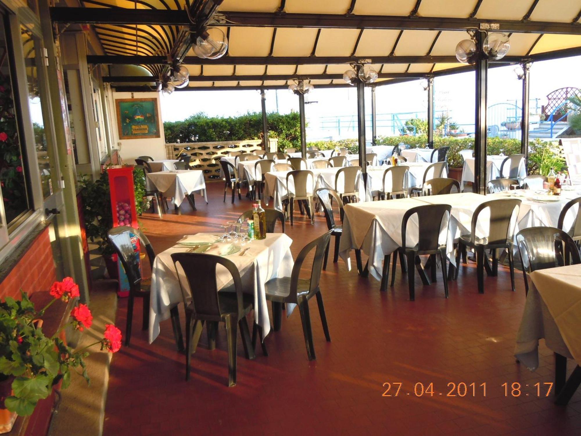 Albergo La Lampara เดวามารีนา ภายนอก รูปภาพ
