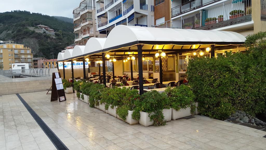 Albergo La Lampara เดวามารีนา ภายนอก รูปภาพ